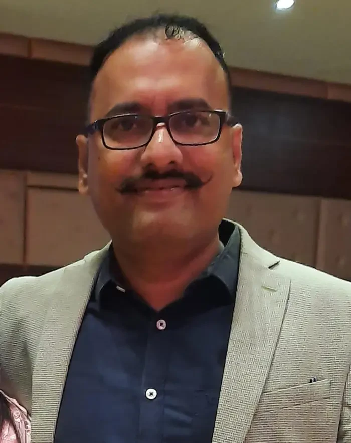 Ashish Garg, Marketing Head at JazzUp Salon