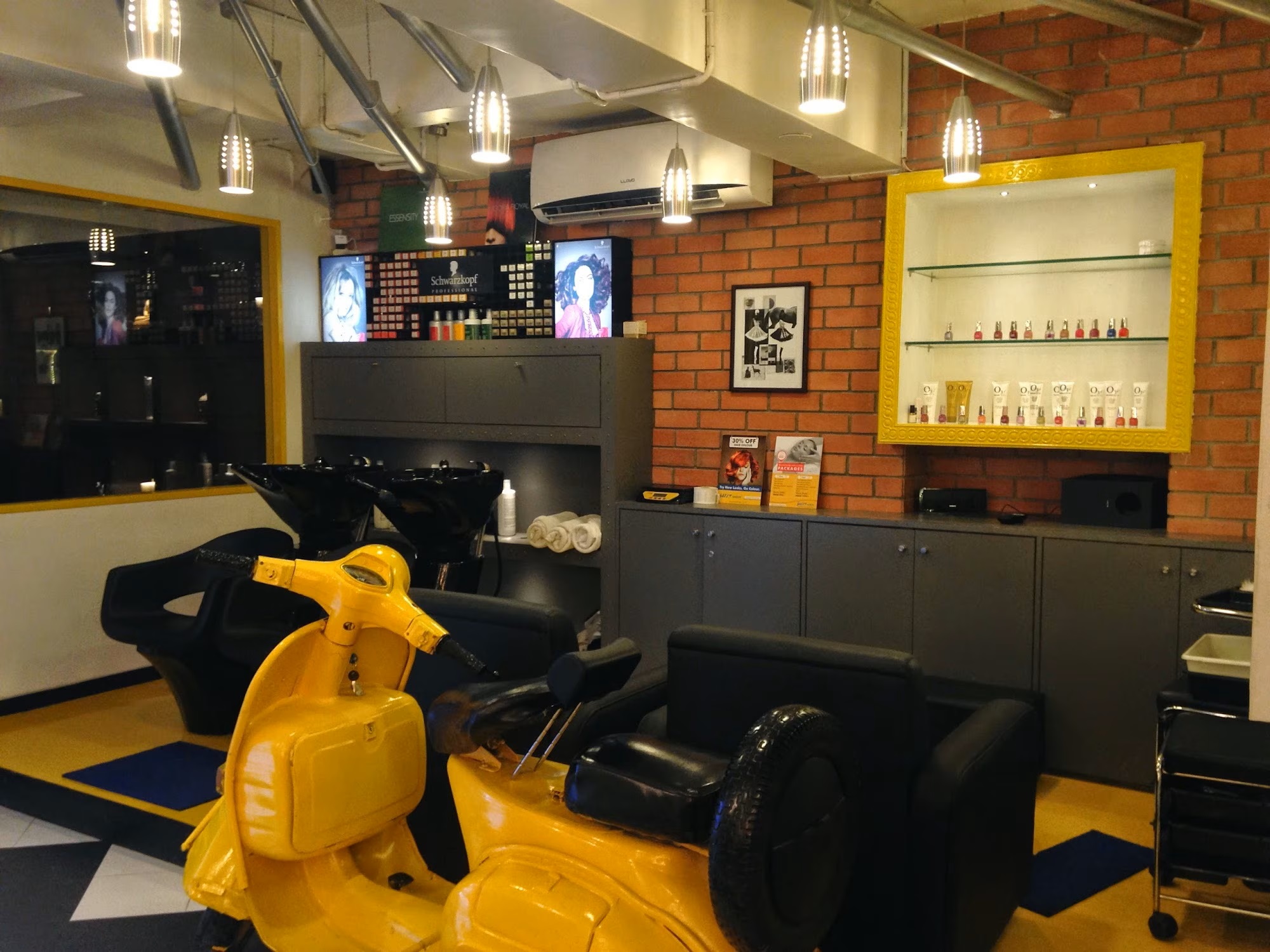 JazzUp Salon Baner